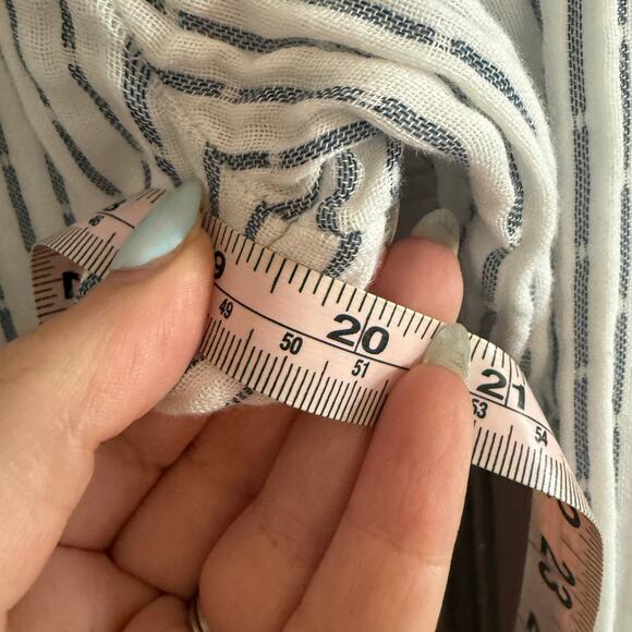 VELVET by Graham & Spencer | White Gauze Striped Split neck Boho Top | Small - Picture 6 of 7